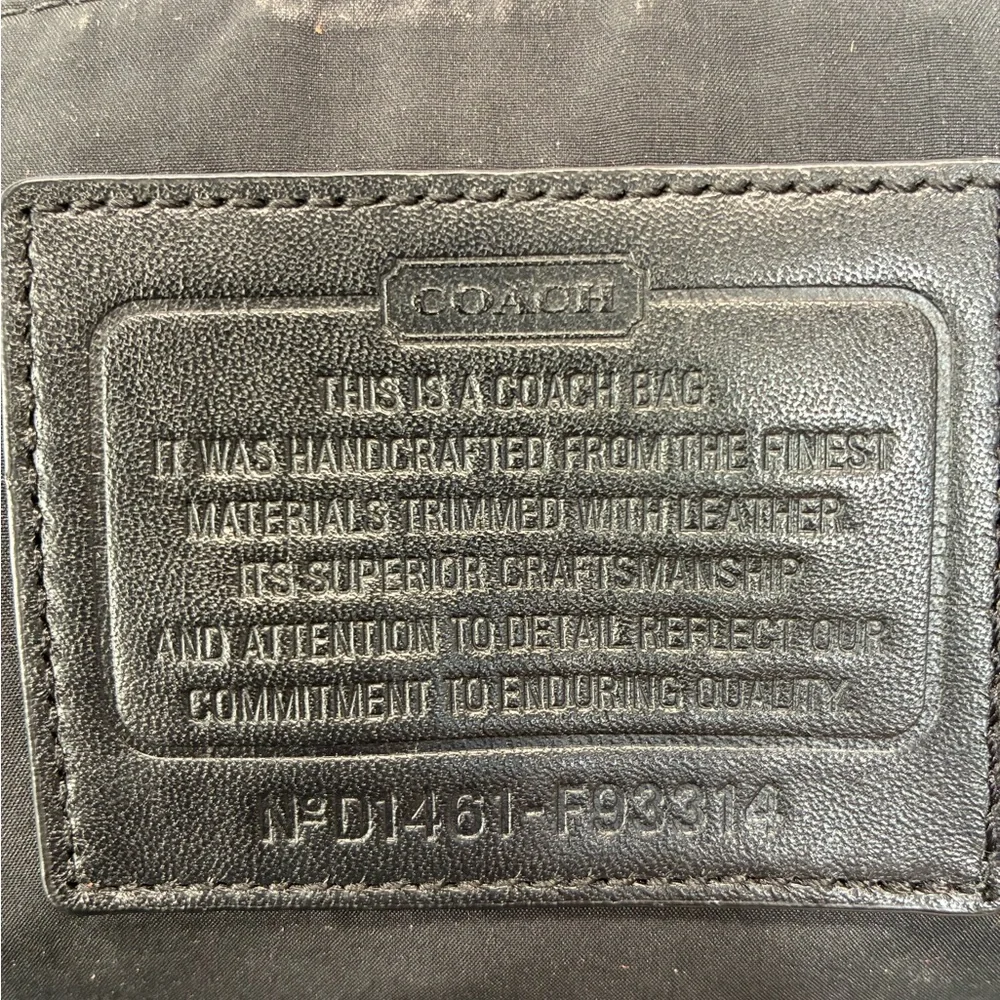 Coach stylish black
